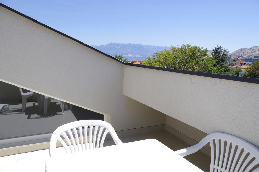 Apartments Santis10 Baska  Ngoại thất bức ảnh